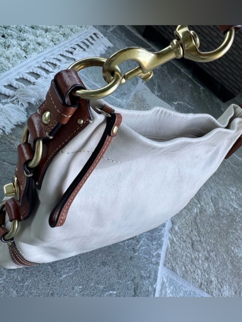 Coach Vintage Hobo Carly Bag with Brass Details Creamy White L0773-11636 - Picture 10 of 16
